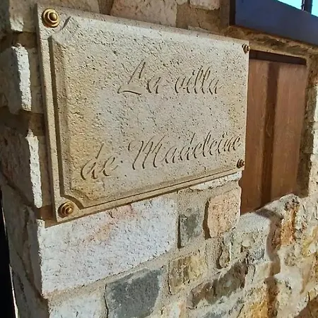 Madeleine * Ástros